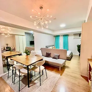 Pool, View, Washer, Netflix, Walk To Abreeza Mall - T1-2321 Apartment